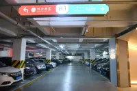 Yunting Hotel - parkir
