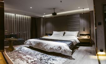 Senbo Hotel (Victoria Plaza Central Hospital Xilinhot)