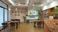 Xihai Hostel