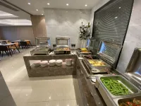Shengzhou Qinman Hotel (Wuyue Plaza International Convention and Exhibition Center)