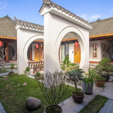 Leshan Fanyue Hotel (Suji Ancient Town)