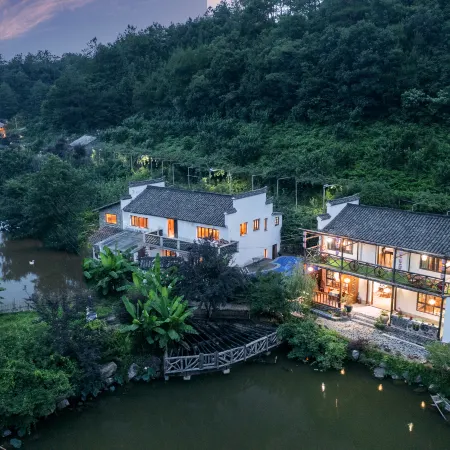 Half-Mu Fangtang Redwood Forest Parent-child Holiday Villa