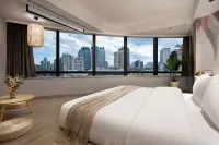 Fitjoy Hotel (Guiyang Medical University Affiliated Hospital Penshuichi Subway Station) - Airport Shuttle