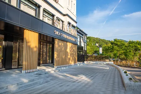 Sika Deer Manor Hotel