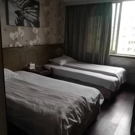 Rui'an East Station Hotel