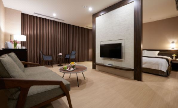 Sol Hotel
