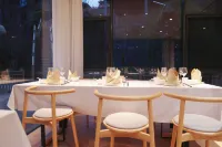 Middle Mountain Hotel Hotels in Suijiang