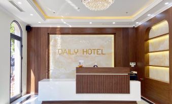 Daily Hotel Halong