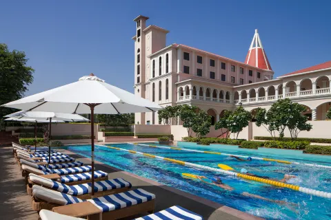 DLF City Club 5