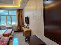 Qilian Country Guest House (Zhuoer Mountain Resort)