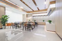 Homeinn MeiJuHotel (Shaoxing Paojiang Binhe Commercial Center)