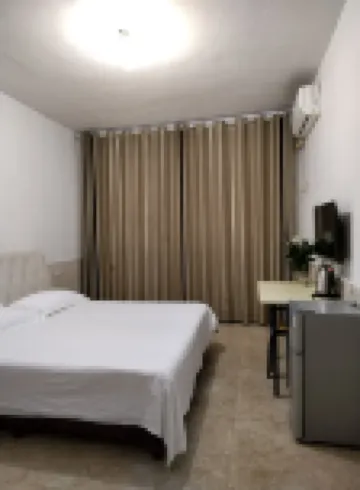 Tongxiang Huxing Apartment (Runda International Branch)