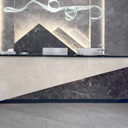 Dejiang Yueshanhu Hotel (Yulong Plaza)