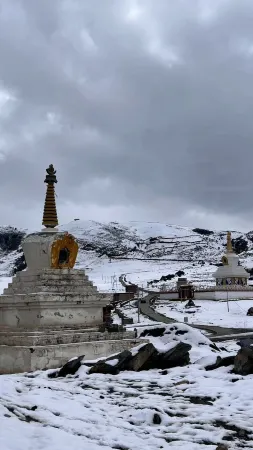 Yun Duan Fan She Hotel Отели рядом с достопримечательностью «Xiazetong Village»