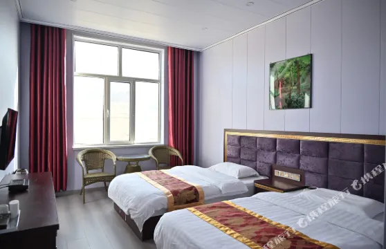 青海湖望湖閣民宿苑（四店）