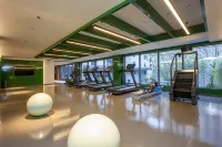 YANGZHOU SLENDER WEST LAKE HONGYUAN GARDEN - Spor Salonu