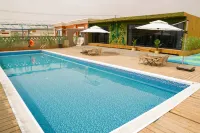 Snow Mountain Wake Up Vacation Apartment - 3-Star