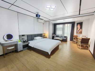 Ruyi Apartment