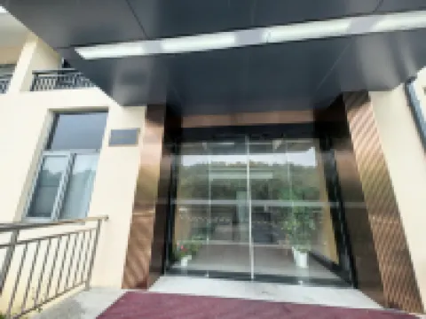 Wande Hotel Huzhou Hotels near Huzhou Movie Town (Louwailou Scenic Area)