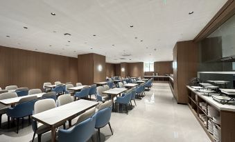 Weihai Bihai Lanwan Hotel (Huoju 8th Street International Coastal Baths)