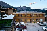 Xiangyunduan Alaya Boutique Stay (Zagana Scenic Area) Hotel di Têwo