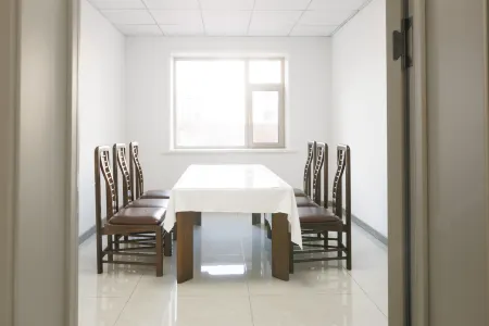 Minghui Business Hotel Отели рядом со станцией Songyuan Railway Station