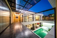 Lusheng Rongyi Meisu (Shanghai Hongqiao Airport Qibao Ancient Town Branch)