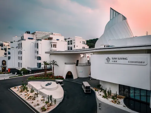 SUM SLIVING HOTEL