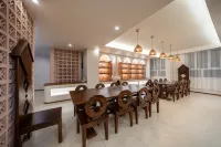Katyusha B&B (Turks Bagua City Away Street Store)