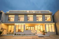 Spruce Xiaozhu Homestay (Huangguoshu Waterfall Scenic Area Branch)