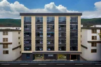 Echarm Hotel (Lijiang Old Town International Shopping Plaza) Hotels in Lijiang