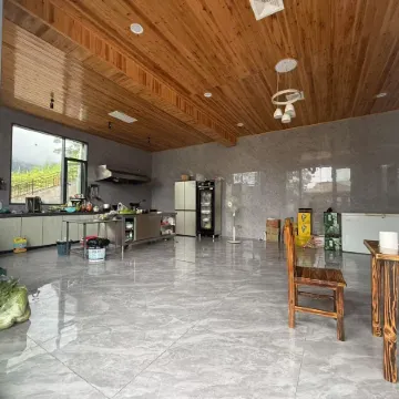 Hefeng Banmu Qingchuan Homestay