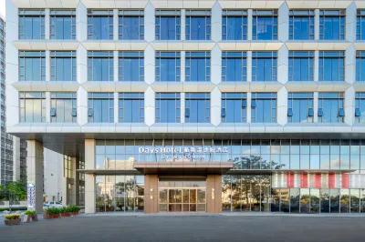 Days Inn by Wyndham Zhuhai Jinwan Hotel di Zhuhai