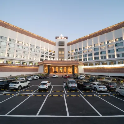 梅州新濠飯店（萬達廣場店） 承德樓附近的飯店