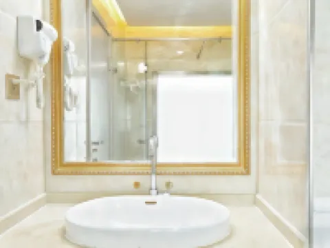 Super 8 Hotel (Minfeng Specialty Commercial Street) 民豊のホテル