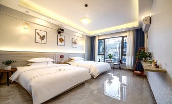 Hengyang Qingxianya Juzhusu (Nanyue Hengshan Scenic Area Temple Branch)