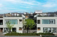 Heartsure Hotel - غرفة مطلة على الجبل