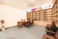 Boyue Zhixiang Light Luxury Hotel (Xiangzhou County Government Branch) - 주차장