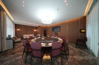 Diebushiyehotel - breakfast