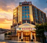 Vienna Hotel (Luchuan High-speed Railway Station) - parking