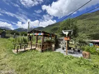 Lianhua Lake Snowside Yongcuo Homestay - en bord de mer