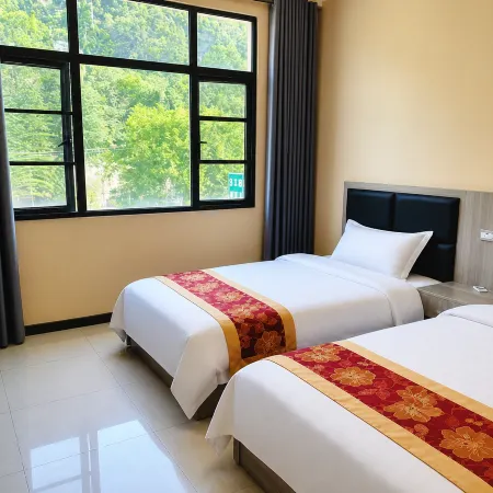 Changyang Rongfa Business Hotel
