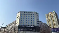 Yunshang Siji Hotel (Renhuai Government & Guomao Mall, Zunyi) - parking