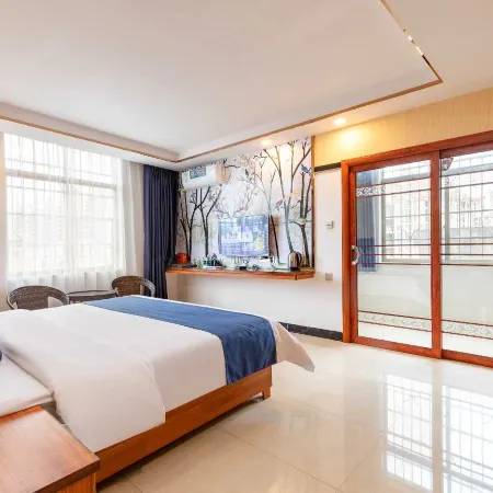 Xinxing Youjule Theme Hotel