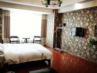 蚌埠胜境主题酒店万达公寓店 - 商务大床房