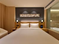 桔子水晶北京国贸商务区酒店 - 禅音豪华大床房-带浴缸