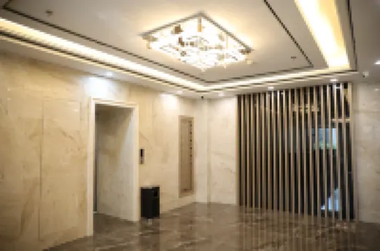 Heihe Yinuo Business Hotel