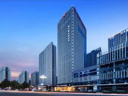 Hampton by Hilton Linyi Yihe River Отели рядом с достопримечательностью «Linyi Radio and Television Tower»