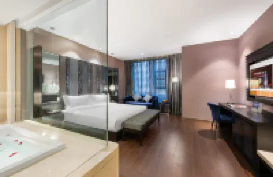 Crystal Orange Qidong Hongxing Life Plaza