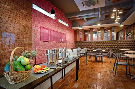 The Youniq Hotel, KLIA T1, KLIA T2